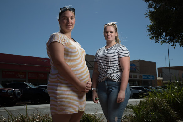 Jordy Mackay and Michela Cartner have had to leave Cobar to give birth in Dubbo, 300 kilometres from home. 