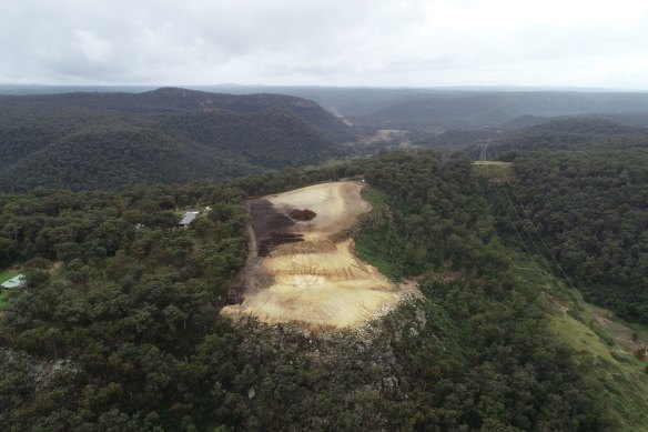 The property is part of the Great Western Wildlife Corridor linking the Blue Mountains and the Morton National Park.