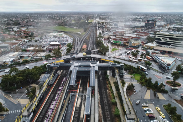 Sunshine Station will not be redeveloped as part of the Melbourne Airport Rail project.  