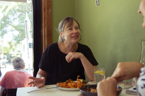 Award-winning musician Amanda Brown at Petty Cash Cafe in Marrickville.  