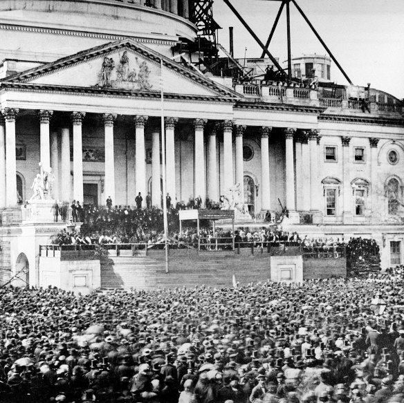 Crowds at Abraham Lincoln's inaugural speech in 1861.
