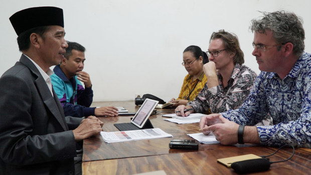 Fairfax reporter James Massola interviews President Jokowi.