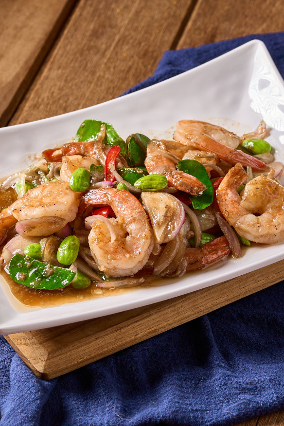 Stir fried shrimp paste with prawns &amp; bitter beans.