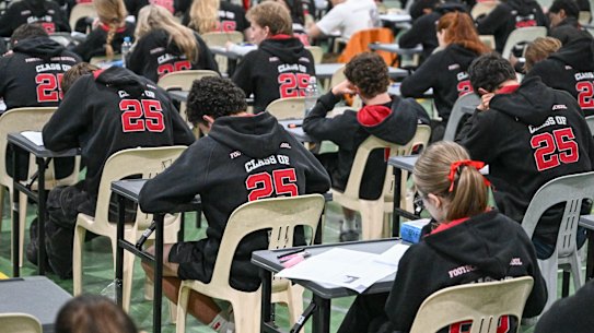 VCE 2025 honour roll.