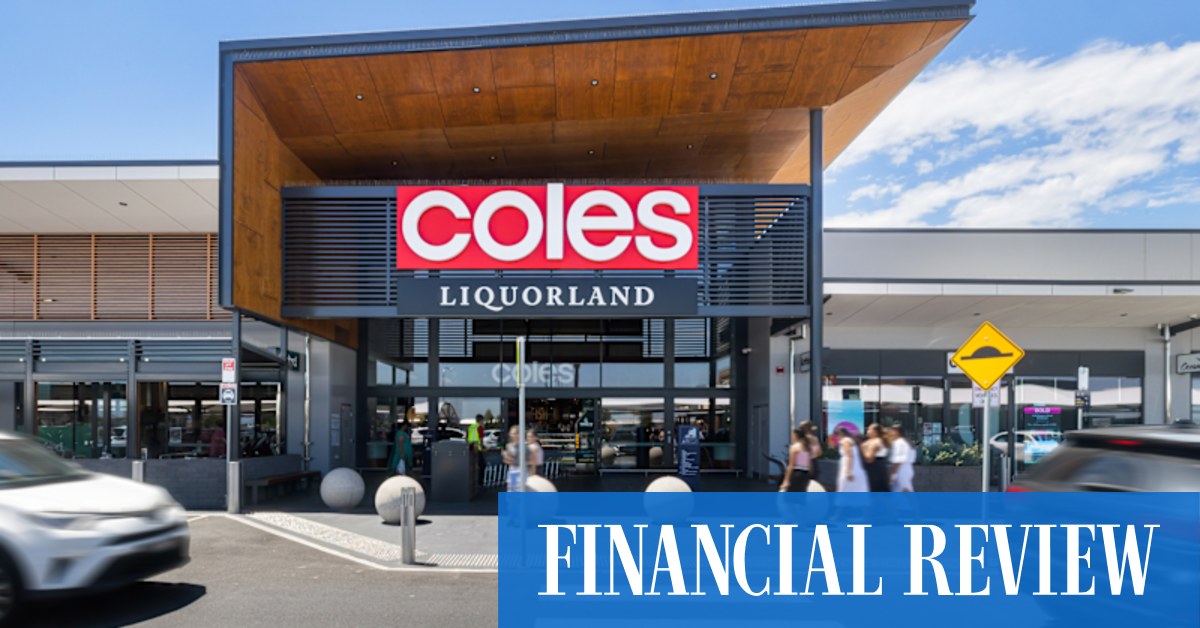 Woolworths, Coles offload $160m of neighbourhood centres - Vimarsana News