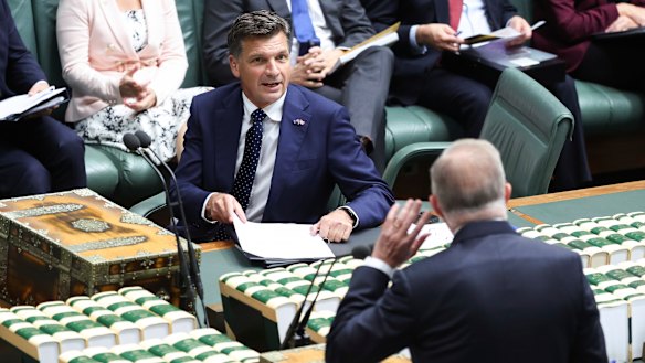 Opposition Leader Angus Taylor and Prime Minister Anthony Albanese face off in parliament earlier this year.