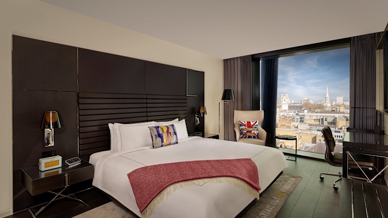 London hotel with a pretentious name is surprisingly laid-back