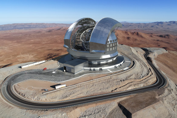 The Extremely Large Telescope (ELT) will sit on top of the Cerro Armazones mountain, approximately 3046 metres high in Chile’s Atacama Desert.