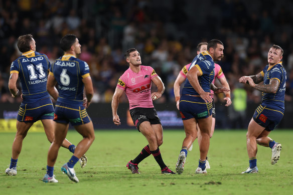 Nathan Cleary kicks a two-point field goal to send the match into golden point.