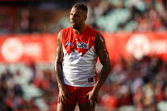 Lance Franklin kicked Sydney’s first major of the day.