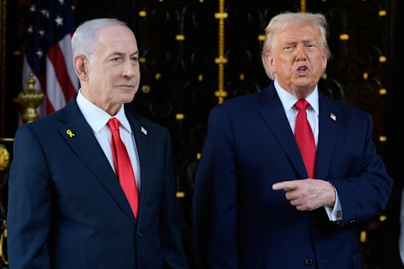 Trump with Israeli Prime Minister Benjamin Netanyahu at Mar-a-Lago on Monday.
