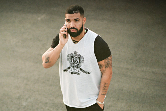 Rapper Drake has signed a deal with Stake.com.