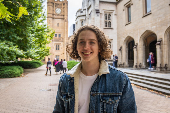 Jesse McDougall has been awarded a scholarship to the University of Melbourne. 