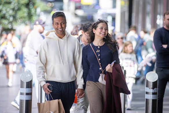 Shoppers Saim and Hafsah Khan at the Boxing Day sales in Melbourne.