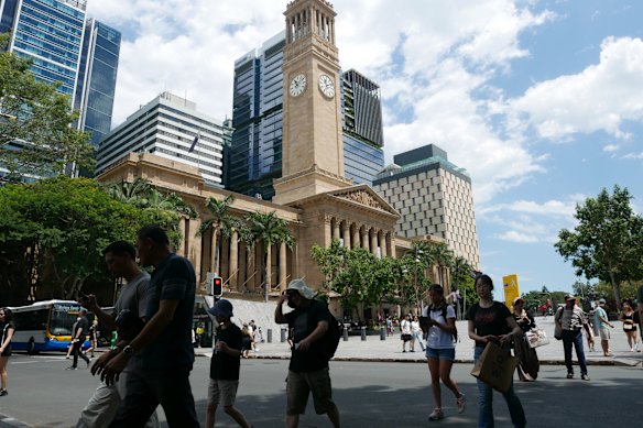 The CBD was predicted to hit 35 degrees on Thursday.