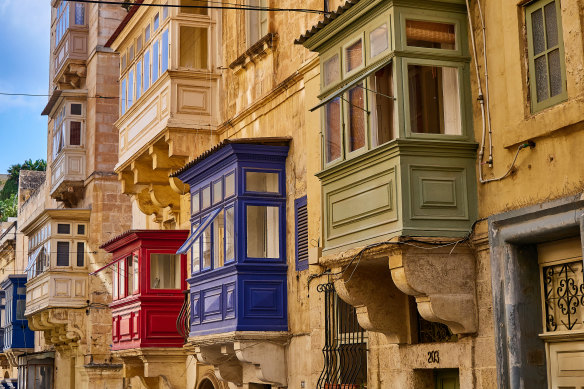 Street scene with balconies in Valetta.
