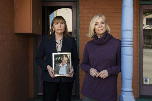 Journalists Jamelle Wells and Liz Hayes at an earlier hearing, detailing the deaths of their fathers.