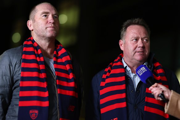 Paying tribute: Former Melbourne captain David Neitz and former player Paul Hopgood.