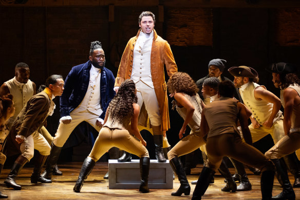 Jason Arrow and the Australian cast of Hamilton.