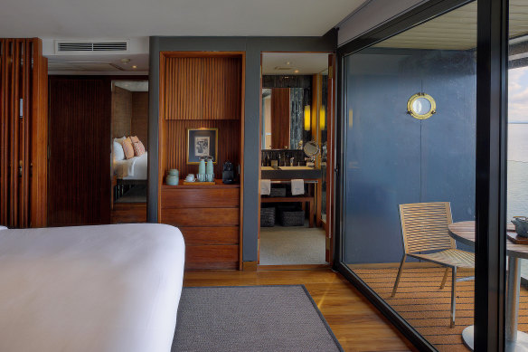 Guest suites offer a choice of fresh air via floor-to-ceiling windows or air-conditioning.