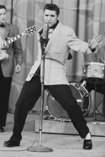 Dylan s take on a rock n roll classic and why Elvis would land a
