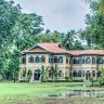 The baronial mansion Phra Pitak Chinpracha is home to the Blue Elephant Cooking School.