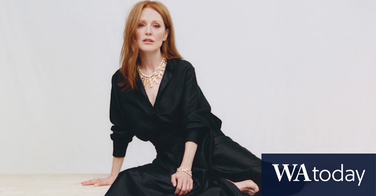 Julianne Moore on ageing and struggling with empty-nest syndrome - Vimarsana News
