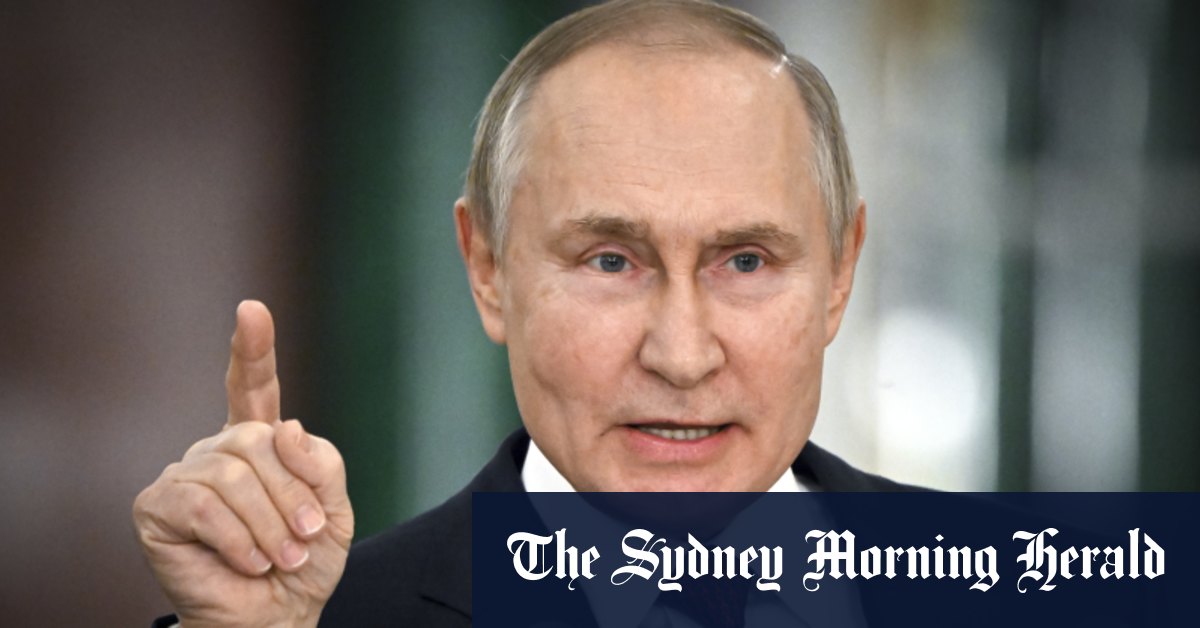 블라디미르 푸틴, 전쟁을 국가의 번영을 위한 싸움으로 캐스팅