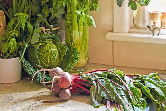 Water-filled jars, vases and crocks can be used to keep vegetables such as celery fresh.