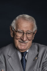 Holocaust survivor Eddie Jaku last year. 
