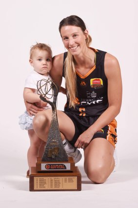 Mikhaela Donnelly with daughter Adisyn.