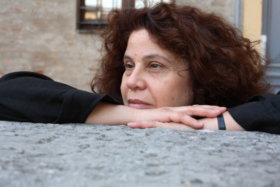 Anne Michaels plays with the dichotomy between the spiritual and the physical.