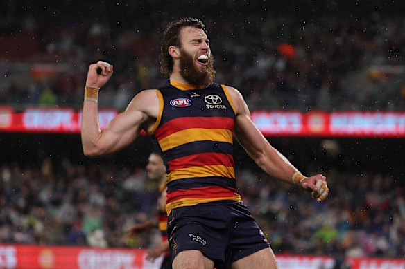 Dominant Crows star Riley Thilthorpe.