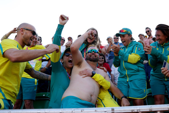 Aaron Wilson celebrates Commonwealth Games gold.