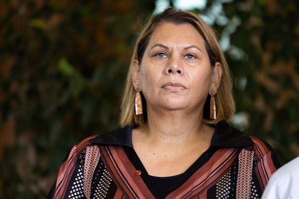 Dorinda Cox said she had lost confidence in the Greens and felt her values aligned with Labor.