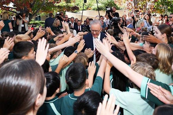 The prime minister was a big hit with Winthrop Primary School students, in the marginal WA electorate of Tangney.