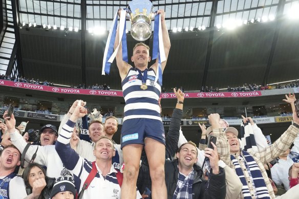 Leaving on a high: Joe Selwood with last year’s premiership cup.