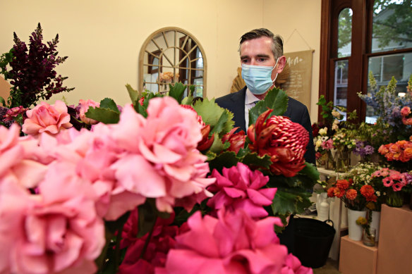 Premier Dominic Perrottet inside Eden and Bell florist on Crown Street in Surry Hills on Tuesday. 