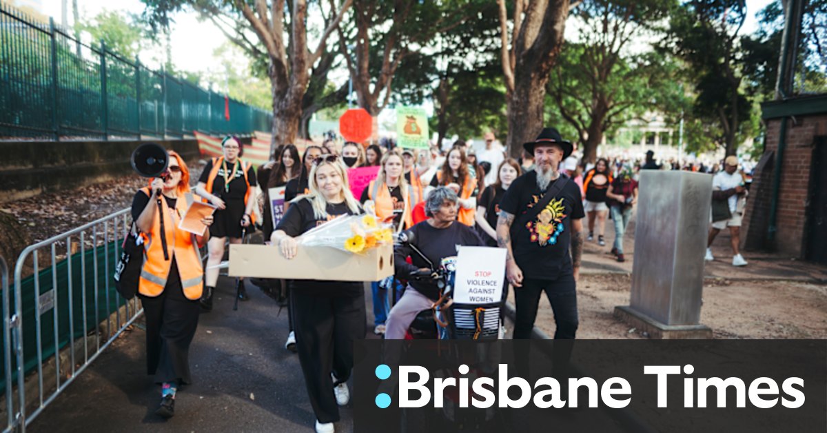 Sydney asbestos clean-up efforts: parks remain fenced off months later - Vimarsana News