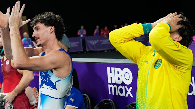Commonwealth Games LIVE: Kennedy smashes record to win silver in 100m; Southam gold leads medal rush at the pool