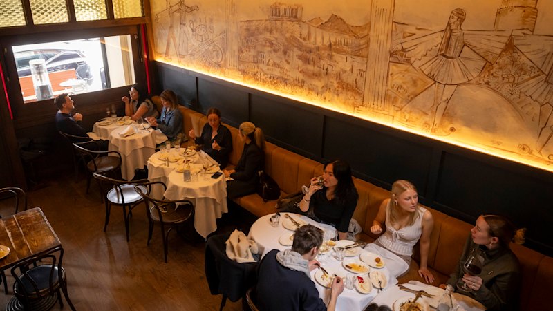After 57 Years, Salona’s Third-Generation Team Keeps Its Greek Restaurant Fresh