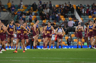 The dejected Lions after their loss to the Bulldogs on Saturday.