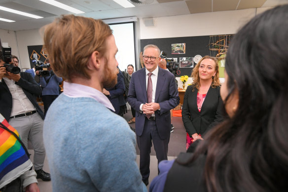 Anthony Albanese with Mary Doyle, Labor’s candidate for Aston, this morning.