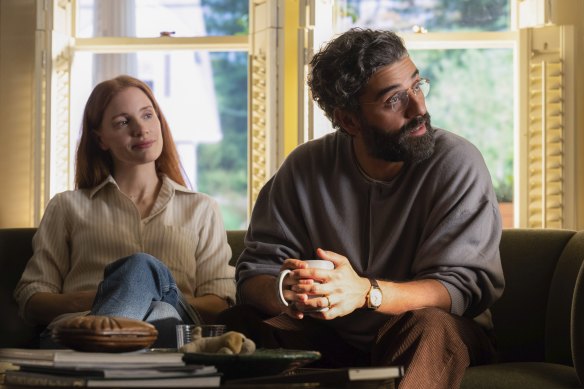 Mira (Jessica Chastain) and Jonathan (Oscar Isaac) in Hagai Levi’s remake of Scenes from a Marriage.