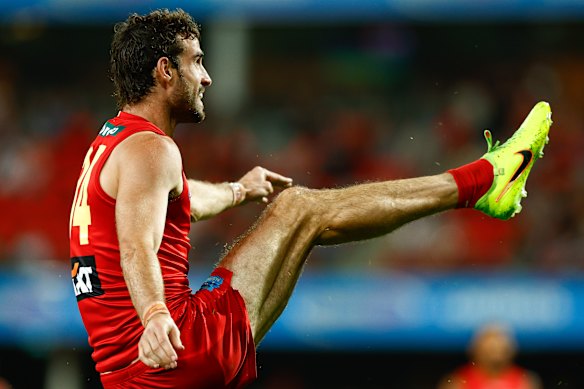 With 28 goals for the season, Ben King leads the Coleman Medal race, four goals ahead of Hawthorn’s jack Gunston.