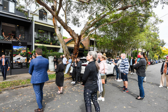 An Alexandria terrace sold for $2.25 million at auction on Saturday.