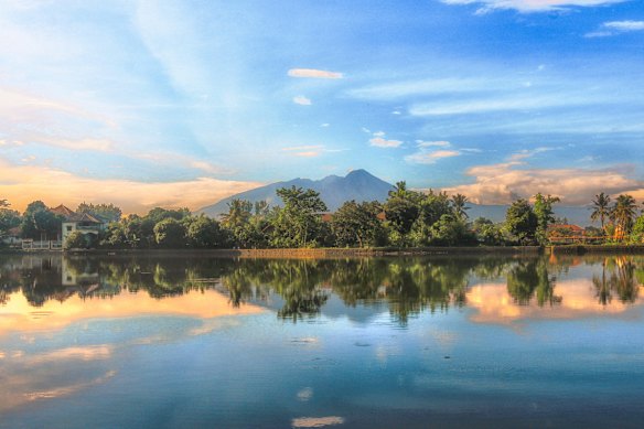 The calmer Bogor and its Lake Gede – about an hour from Jakarta by fast train.