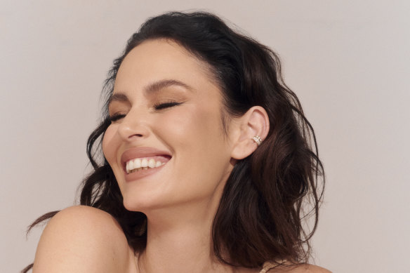 Model Nicole Trunfio’s DIY trick for a natural glow