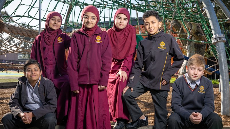 Melbourne independent schools face enrolment pressure as student numbers outpace capacity