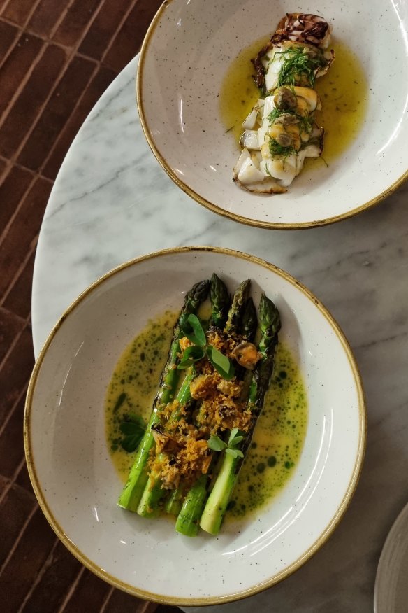 Asparagus with mussel beurre blanc and tarragon oil at Enoteca Boccaccio.